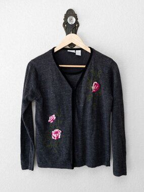 Studio C Cardigan Womens M Ramie Blend Floral Embroidered Tank 2 Piece Sweater